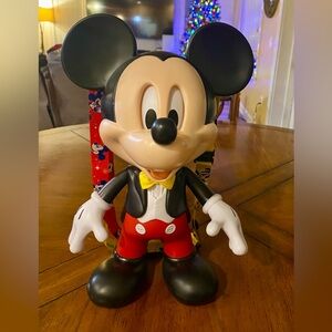 New Animated 2025 Walt Disney World Mickey Mouse Talking Popcorn Bucket